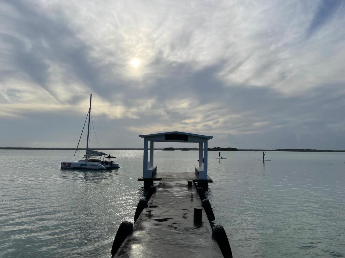 Hotel Aldea 19 Bacalar Bagian luar foto
