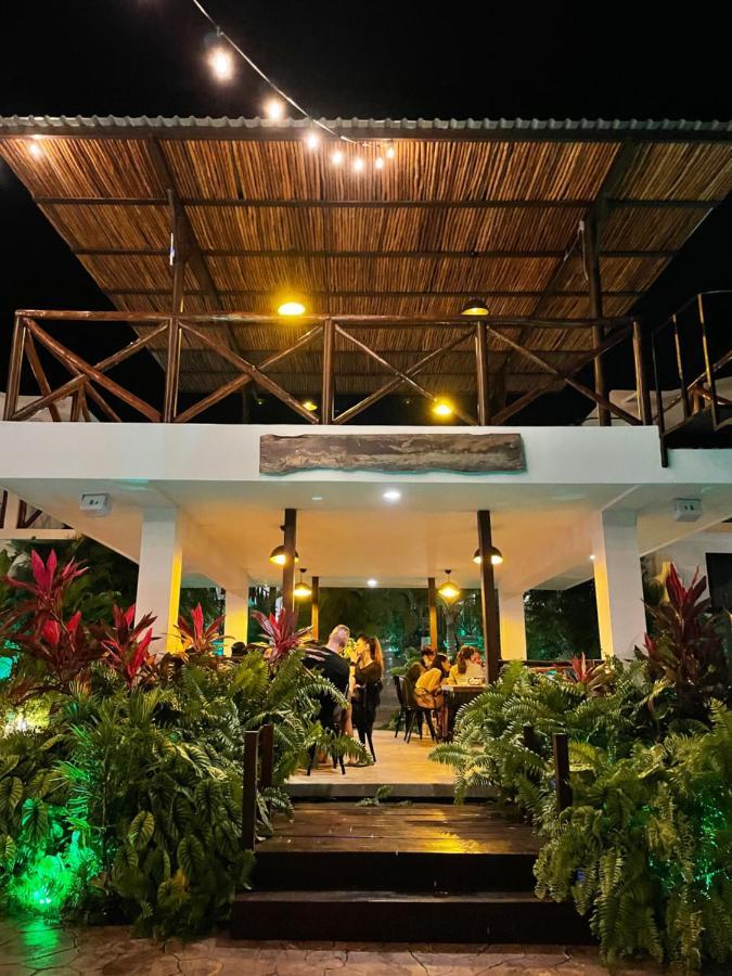 Hotel Aldea 19 Bacalar Bagian luar foto